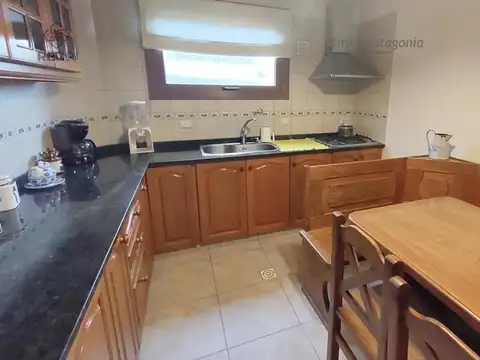 Casa 6 ambientes con 3 baños