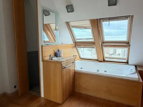 Departamento en Venta de 8 ambientes