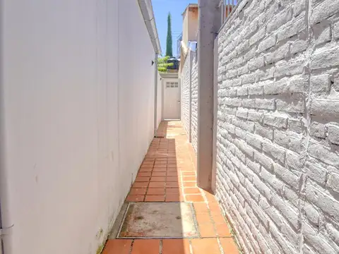 Casa en Venta en Munro, USD 130.000