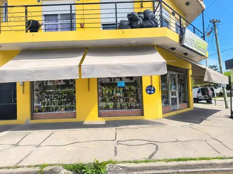 Calle 457 esquina 414, Gutiérrez