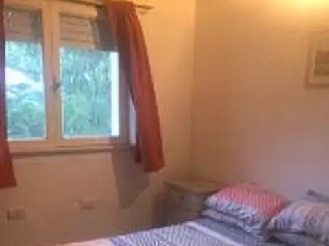 Casa 2 ambientes con 1 baño