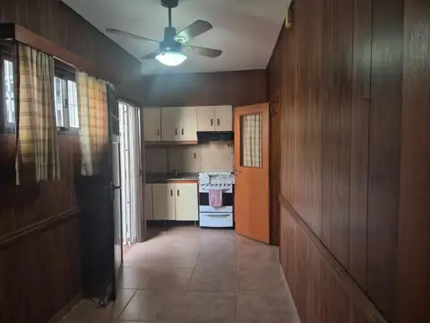 Casa en Alquiler con 1 cochera