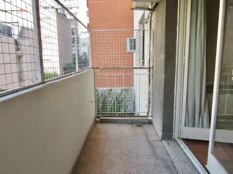 Venta Recoleta contrafrente muy luminoso