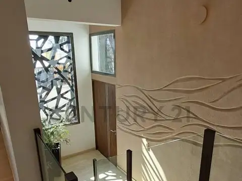 Saavedra Lamas , Piso 0