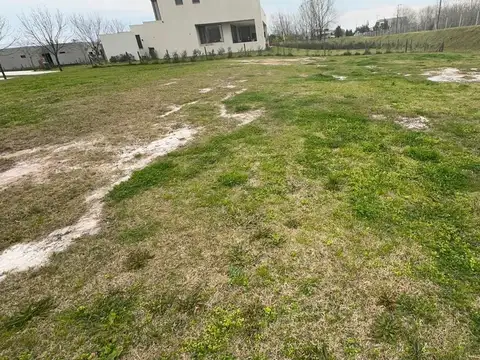 Lote En Venta En Barrio El Naudir Ruta 25