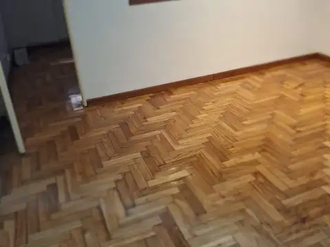 Montevideo 500, Piso 2