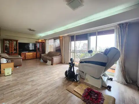 Departamento en venta - 3 Dormitorios 4 Baños - Cochera - Parque Chacabuco