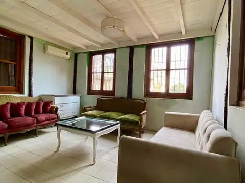 VENTA DE ENORME PROPIEDAD TIPO CABAÑA EN LAFERRERE