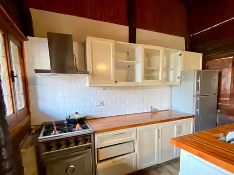Casa 3 ambientes con 2 baños