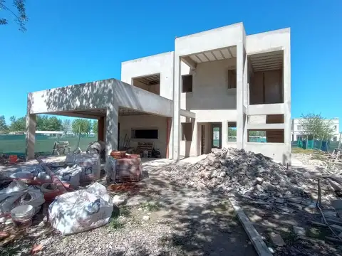 Casa en Venta al Noroeste
