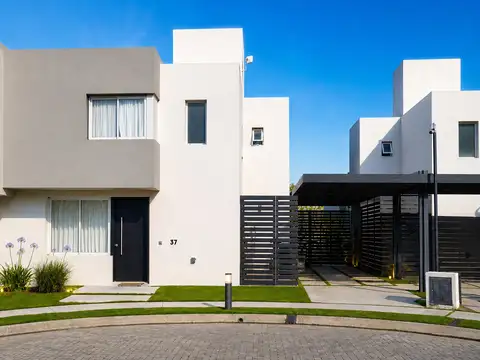 DÚPLEX EN VENTA EN ROSSEN – VALLE ESCONDIDO | 3 DORM + GRAN JARDÍN