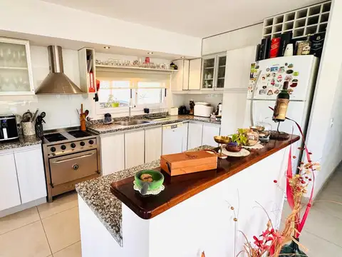 Casa en Venta en Luján del Sol, USD 189.900