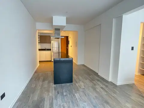 Departamento en Alquiler en Colegiales, $ 900.000