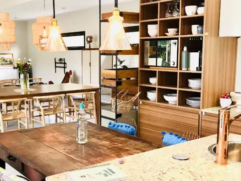Casa en Venta Barrio Haras Santa María Escobar