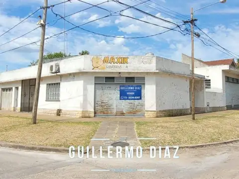 Casa y Deposito en Venta