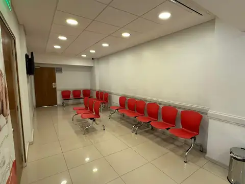 Av Callao 1100. Piso, Oficina 220m2 C/2 cocheras Recoleta, Av Callao y Av Santa Fe, Apto Consultorio