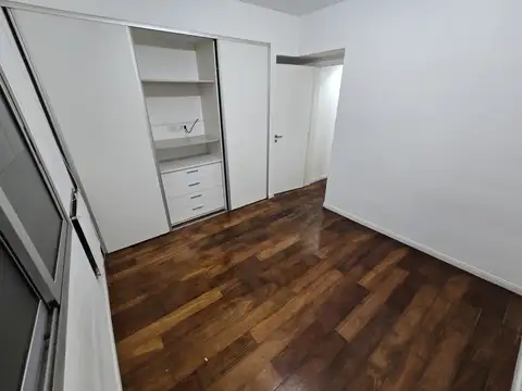 Departamento en Alquiler en Lanus Oeste, $ 550.000