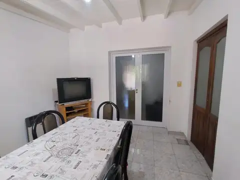 VENTA CASA LOMAS DE ZAMORA 6 AMB/ ACEPTA PERMUTA POR DPTO!