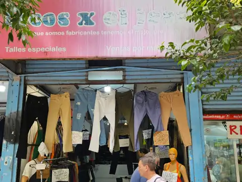 Local en Alquiler Via Púb.