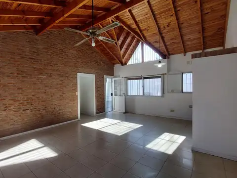 Depto Tipo Casa en Venta 25 años
