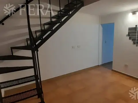 Depto Tipo Casa 3 ambientes con 1 baño