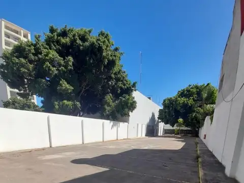 Terreno en Venta en Centro, USD 450.000