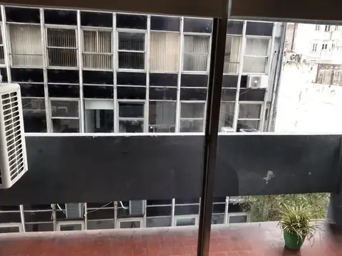 Esmeralda 300