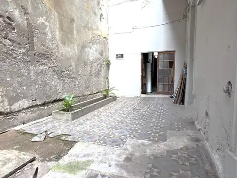 Depto Tipo Casa en Venta al Este