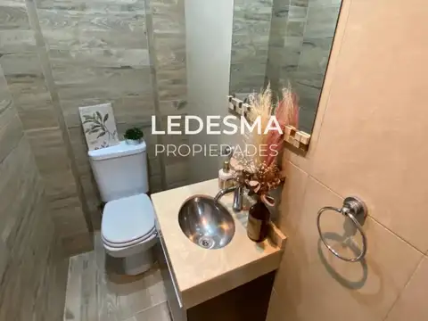 VENTA CASA 6 AMBIENTES ITUZAINGO NORTE
