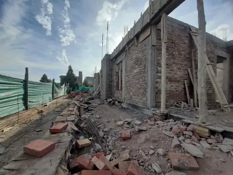 VENTA DE CASA EN POZO BARRIO PRIVADO CORTADERA III