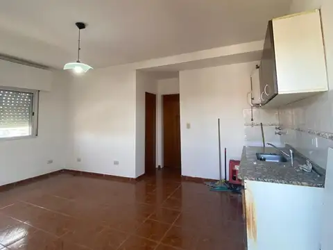 Depto Tipo Casa en Alquiler de 2 ambientes