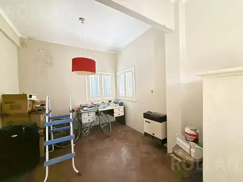 Esteban de Luca  al 5400