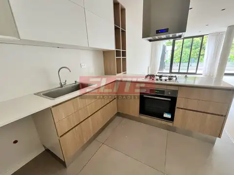 Andonaegui 2100