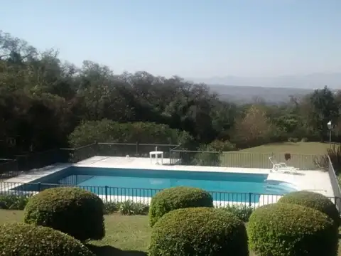 Increible Casa Vta 4 Dor Pil/gge/jard La Manada Al 700