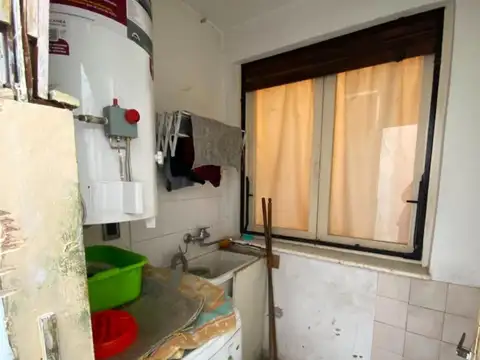 Departamento en Venta en Plaza Colon, USD 65.000