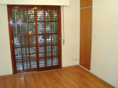 Casa en Alquiler en Flores, $ 900.000