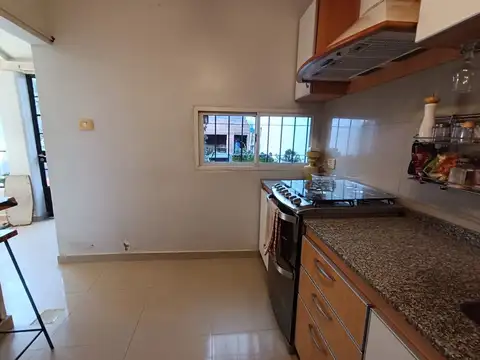 Casa 2 ambientes con 1 baño