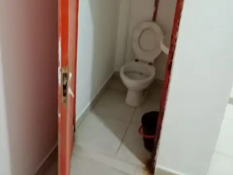 Local en Alquiler en Banfield, $ 800.000