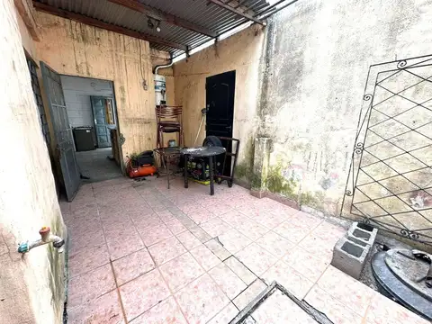 Depto Tipo Casa en Venta 56 años