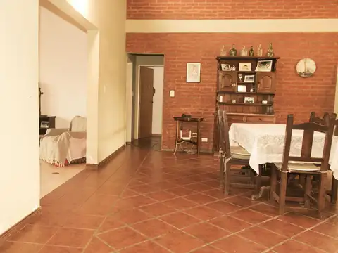 Casa en Venta al Oeste
