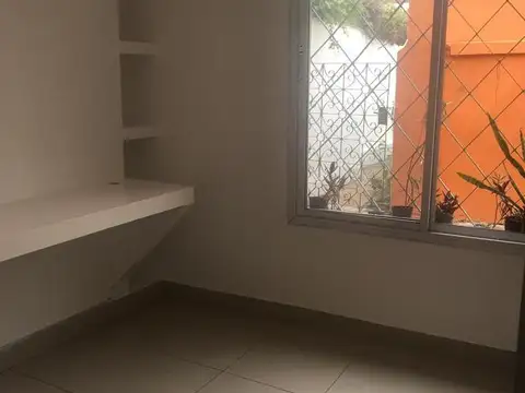 Casa en Venta en San Isidro Vias / Rolon, USD 185.000