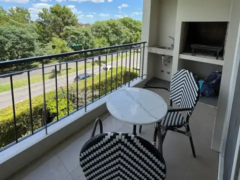 Avenida de los Lagos 3100