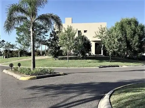 Terreno en Venta 42  mts Fondo