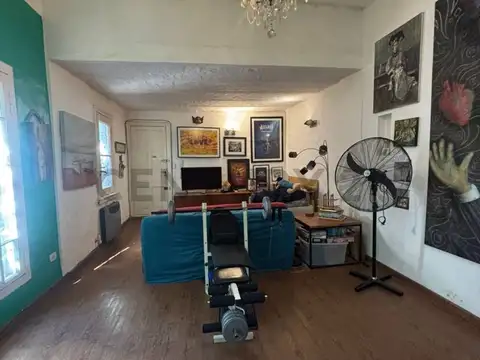 Teniente General Juan Domingo Perón 1200, Piso 2