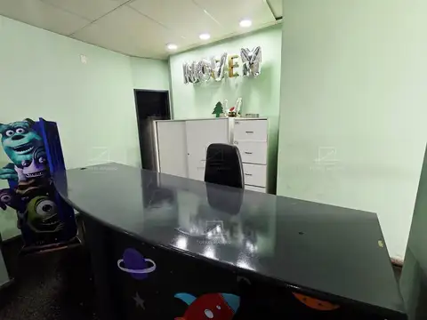 Oficina en Venta 15 años