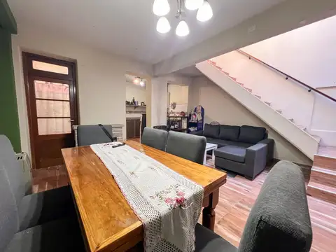 PH 4 amb. al frente | 2 plantas | Terraza | Garage | Entrada independiente | Apta crédito