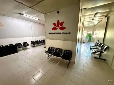 Oficina Monoambiente con 4 baños