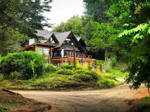 Venta Casa - Barrio Rio Correntoso - La Angostura - Neuquen