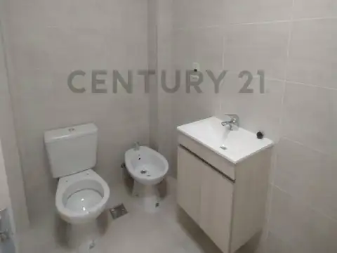 Elpidio González , Piso 0