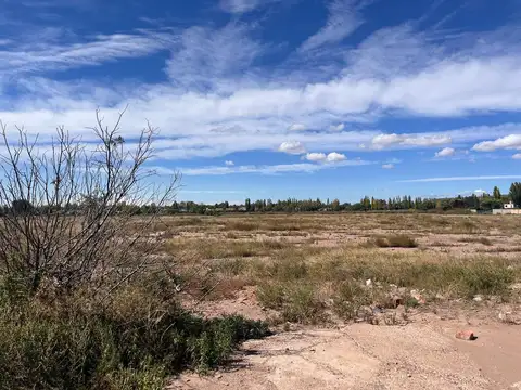 Terreno en Lunlunta